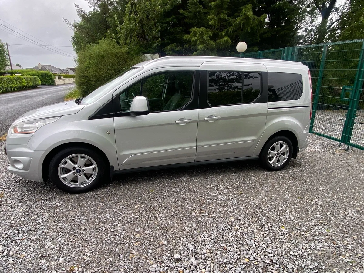Ford Tourneo Connect 7 Seater - Image 4