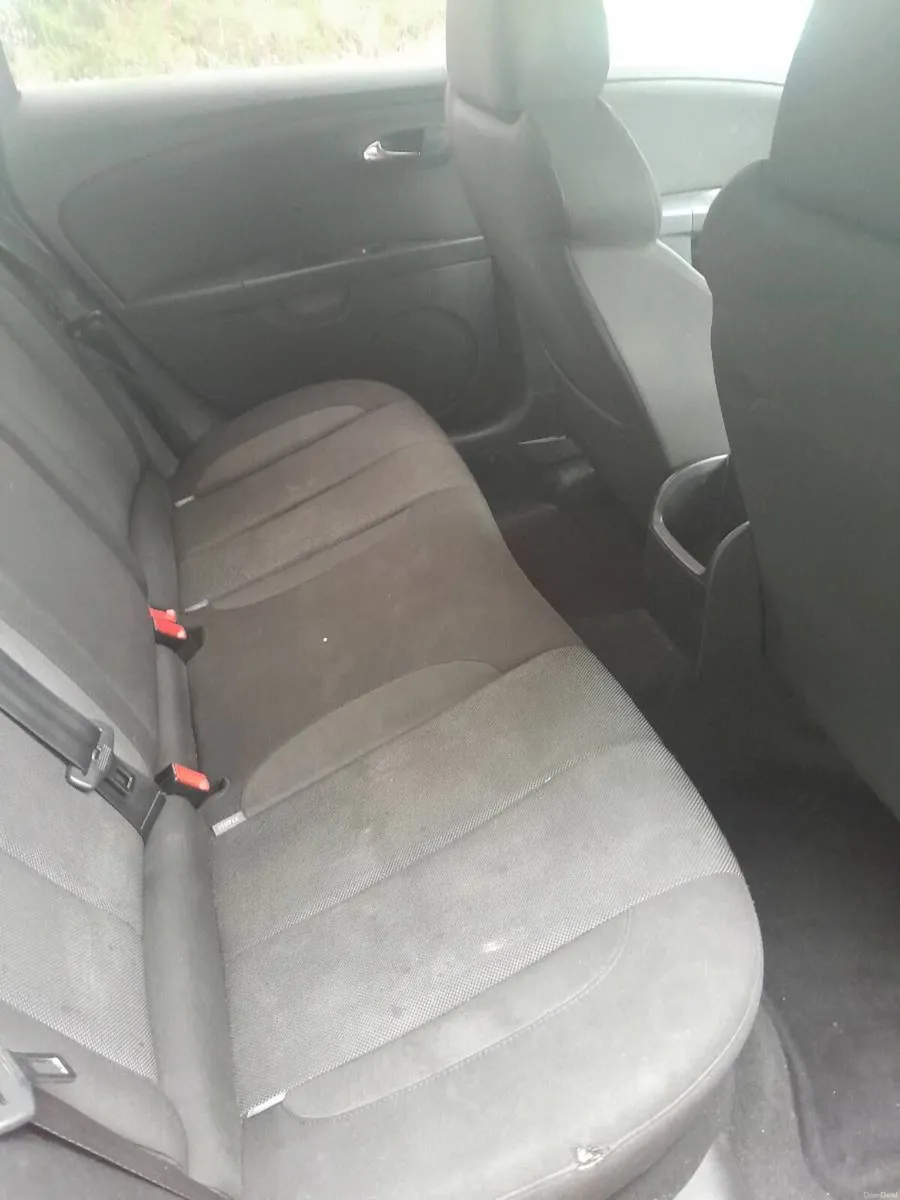 2009 SEAT LEON 2.0 TDI FR 5DR - Image 6