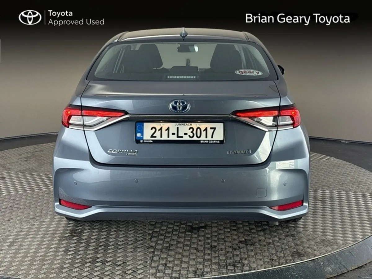 Toyota Corolla COROLLA HYB LUNA SALOON - Image 4