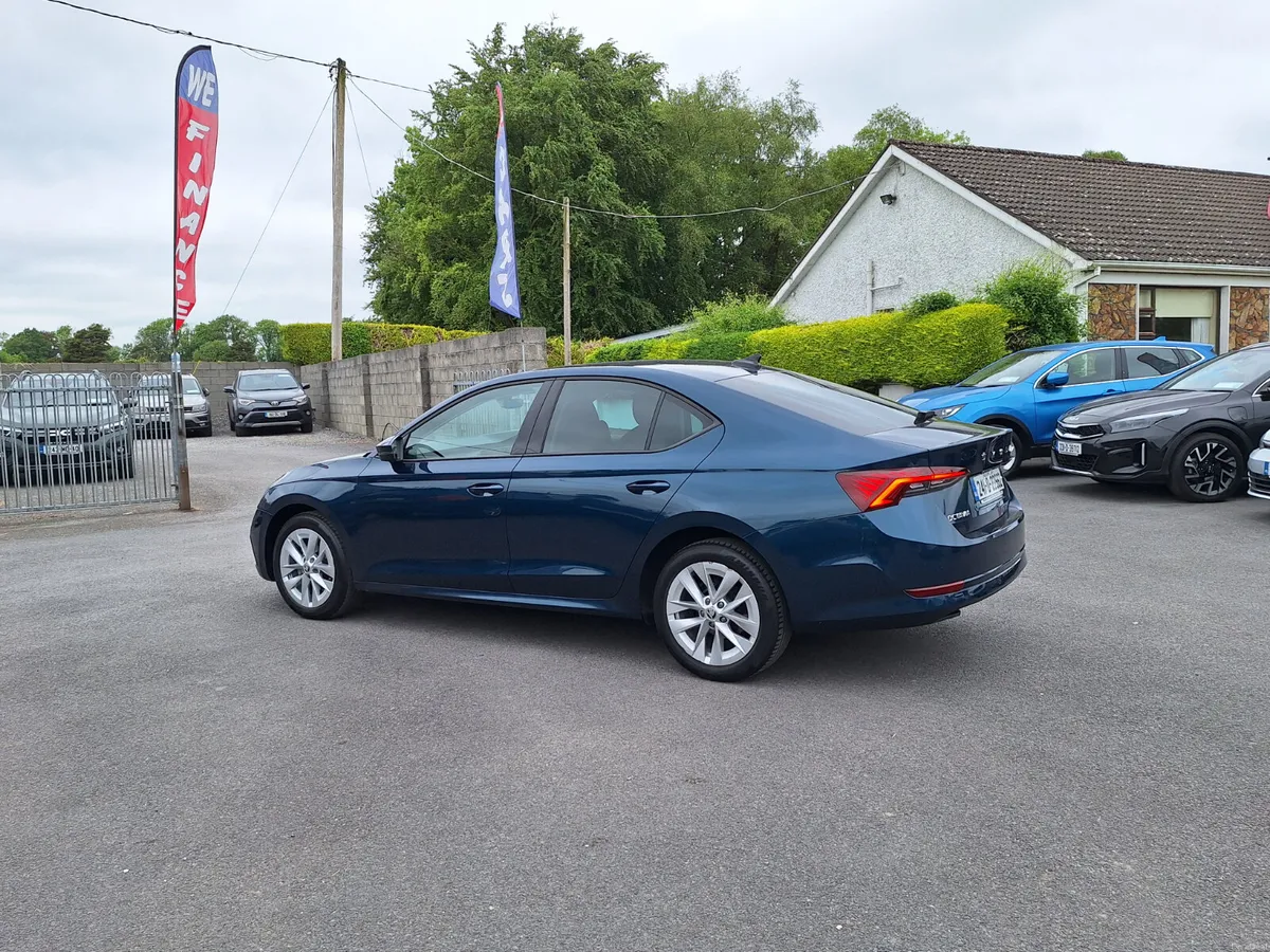 Skoda Octavia 2.0 Tdi Dsg Automatic *High Spec - Image 4