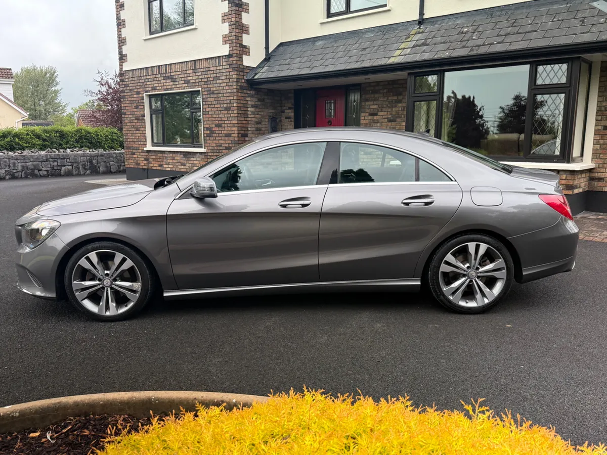 *57000kms* Mercedes-Benz CLA220d Urban Auto! - Image 4