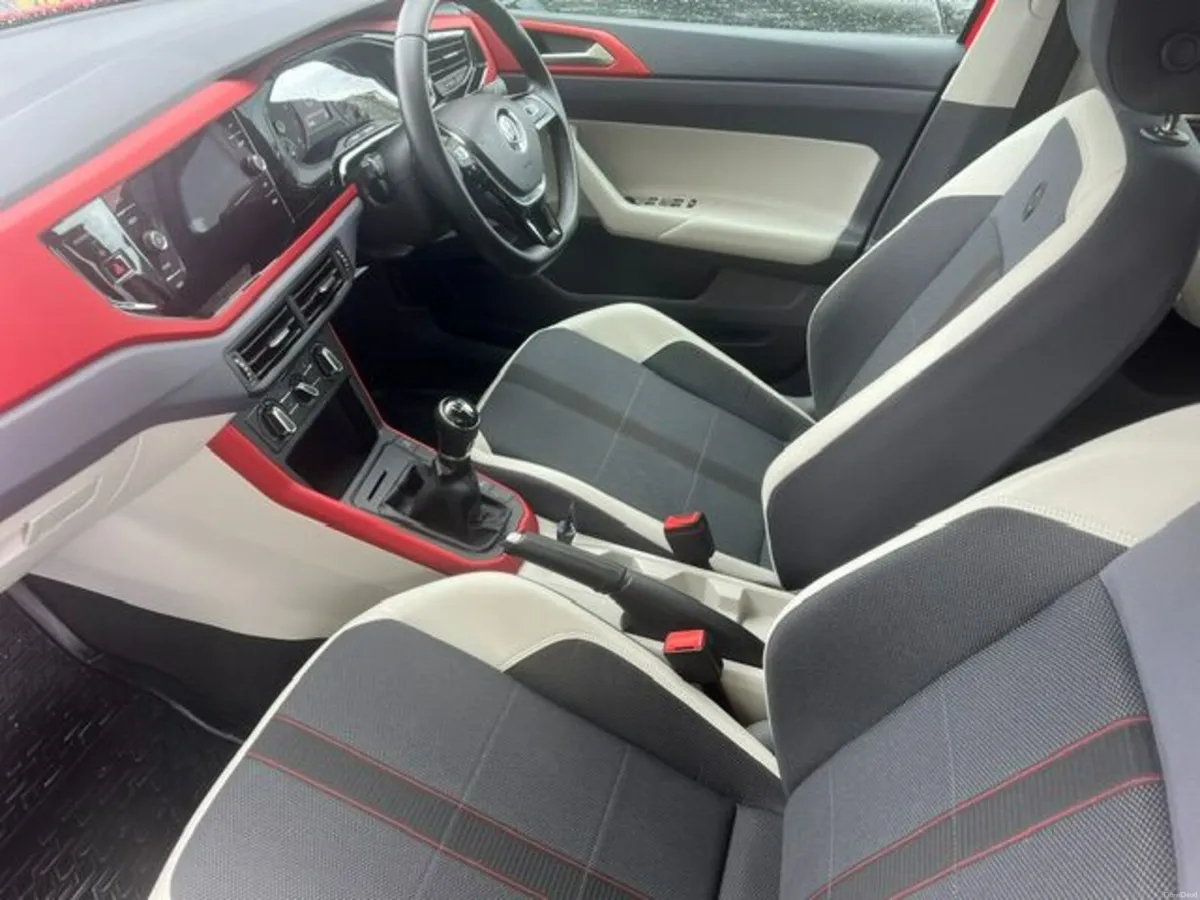 Volkswagen Polo Beats High Spec, only 10,000 miles - Image 3