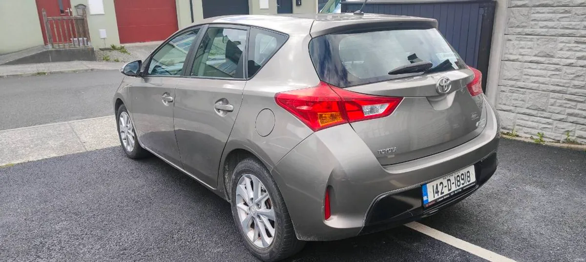 2014 Toyota Auris 1.4 Diesel - Image 3
