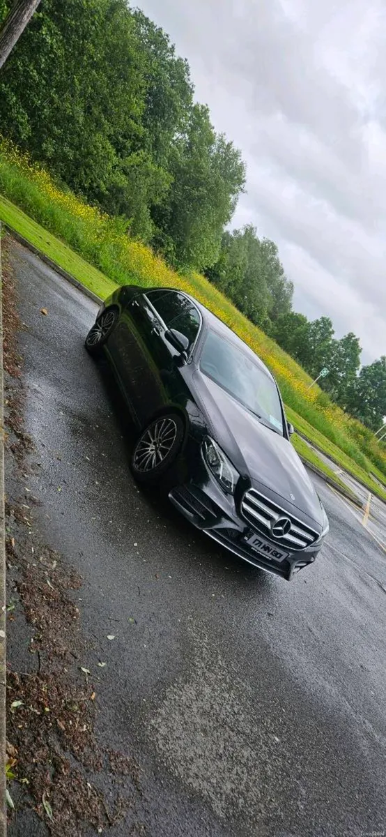 Mercedes E220d AMG Line - Image 4