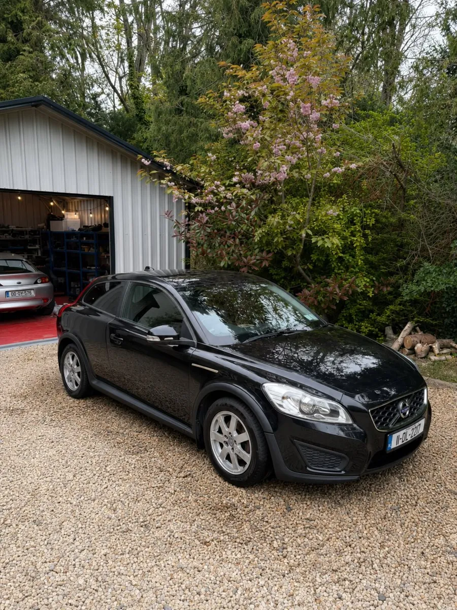 Volvo c30 - Image 1