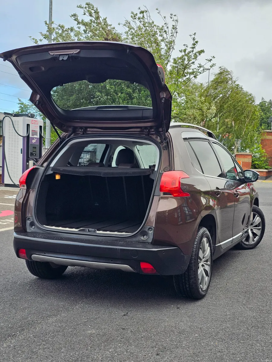 Peugeot-2008 Automatic 2014 - Image 2