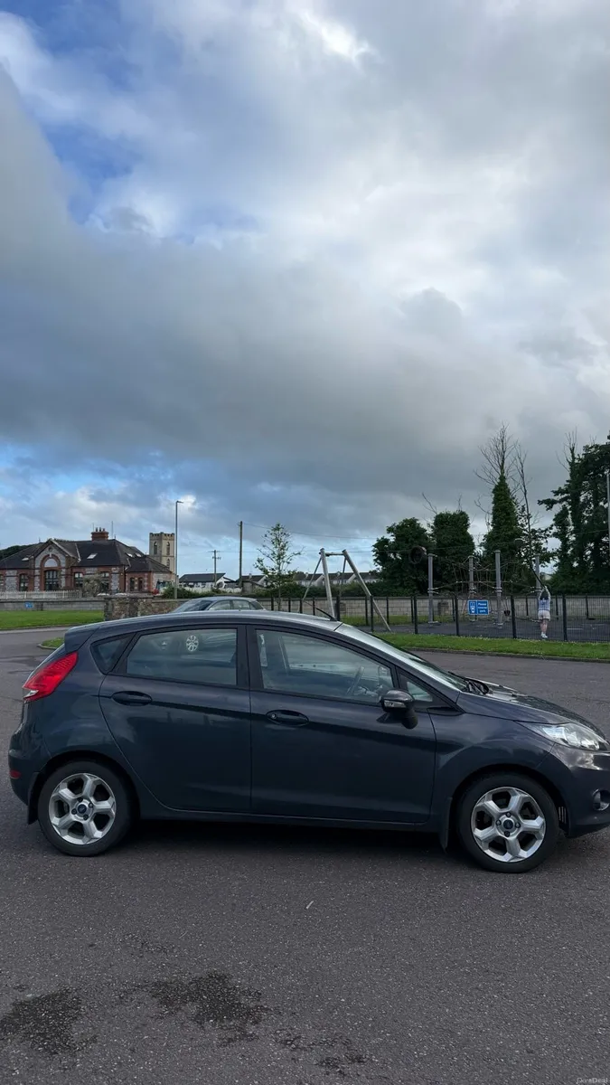 2011 Ford Fiesta 1.2 Petrol 5DR Extremely Reliable - Image 3
