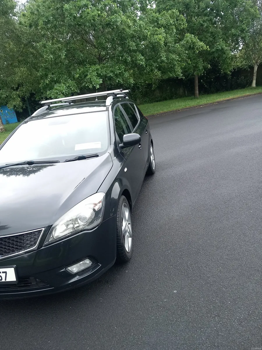 Kia Ceed 2012 - Image 2