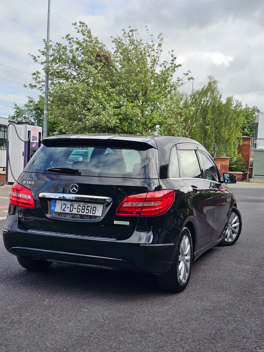 Mercedes-Benz B-Class 2012 Automatic - Image 2