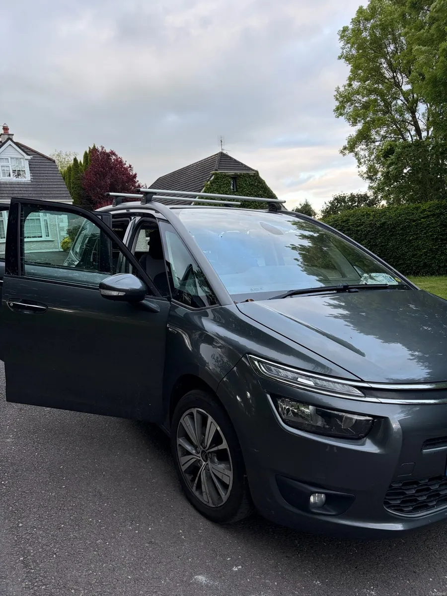 Citroen C4 Grand Picasso Exclusive Spec - Image 4