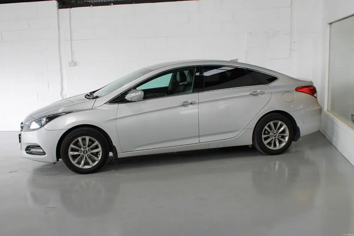 Hyundai i40 2016, Nct May 2028 - Image 4