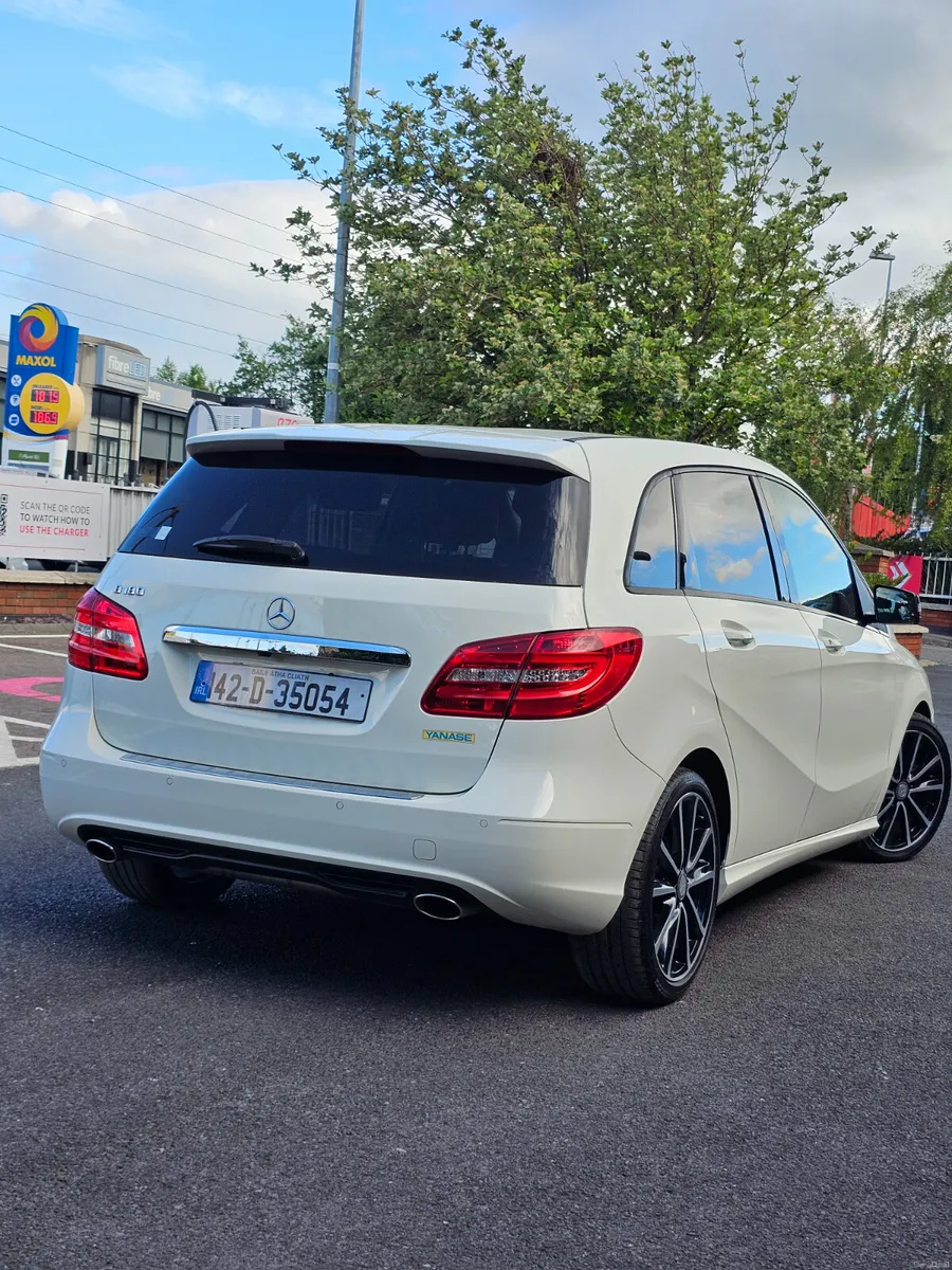 Mercedes-Benz B-Class 2014 Automatic - Image 4