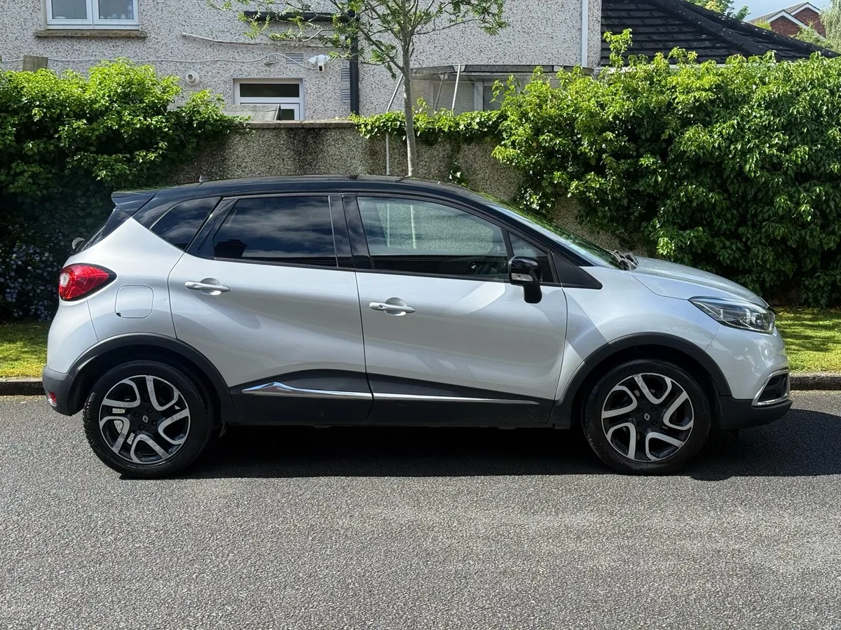 151 Renault Captur Intense NEW NCT 05/27 - Image 2