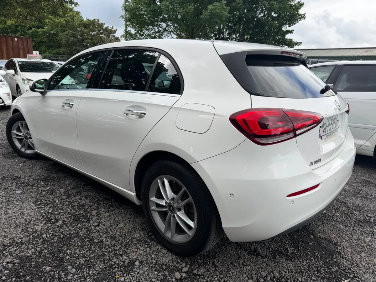 MERCEDES A200 AUTOMATIC - Image 4