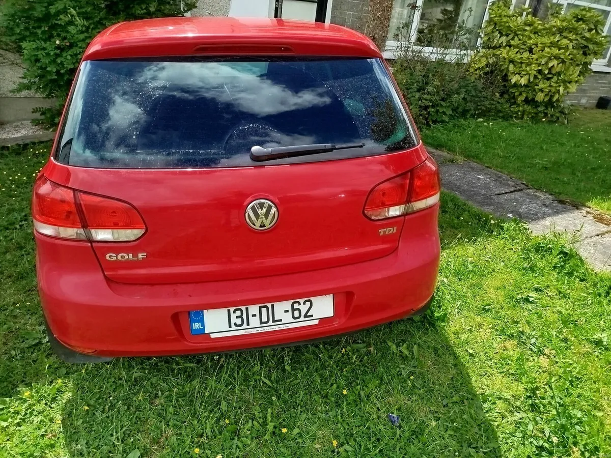 VW Golf TDI €2950 - Image 4