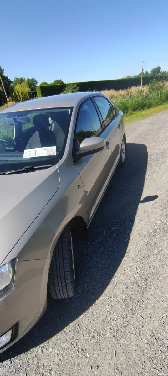 Škoda Rapid - Image 3