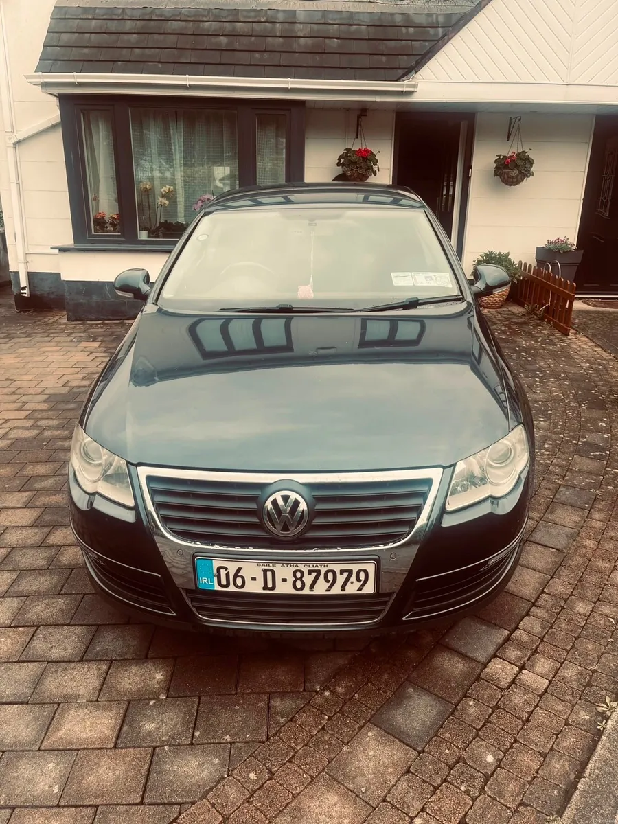 Volkswagen Passat 2006 - Image 3