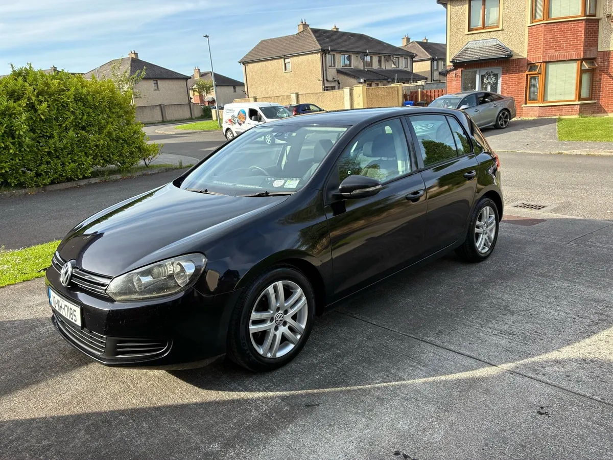 VOLKSWGEN GOLF 1.6TDI 2010 - Image 2