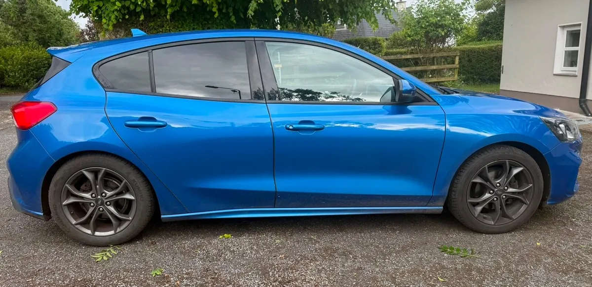 2019 Ford focus ST Line - Image 2