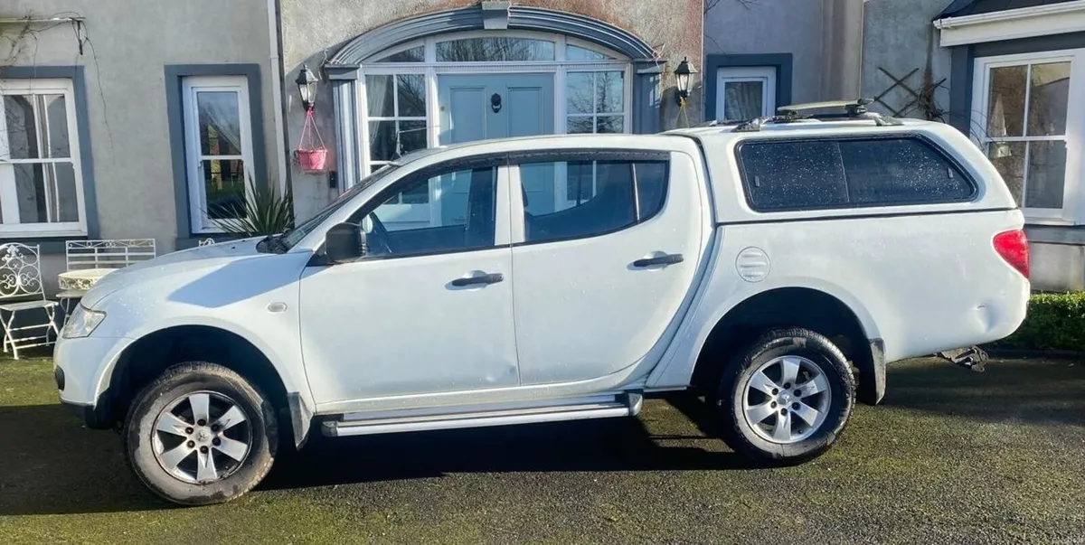 Mitsubishi L200 2014 - Image 1
