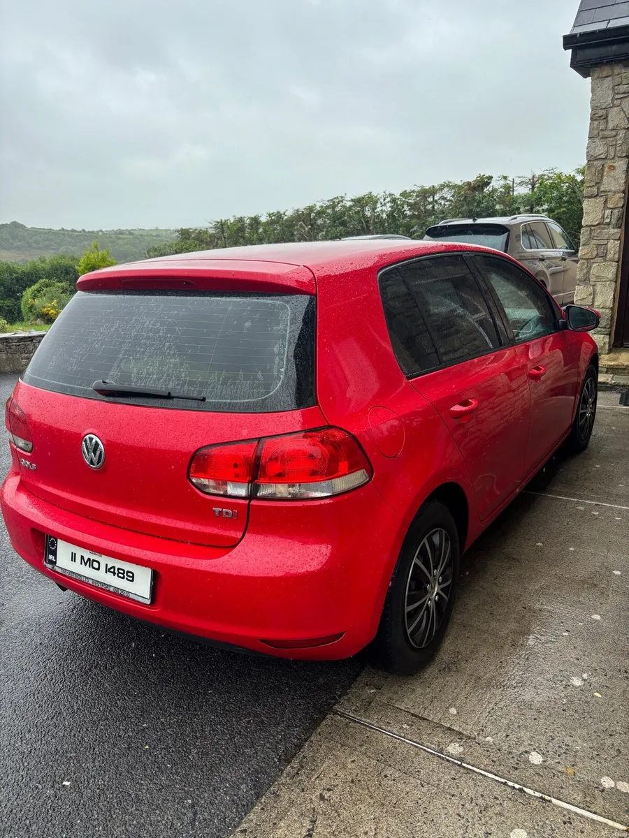 180,000km - Volkswagen Golf 1.6TDI - Image 3