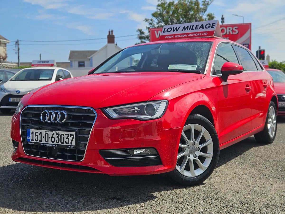 Audi A3 Auto 2015 - Image 2