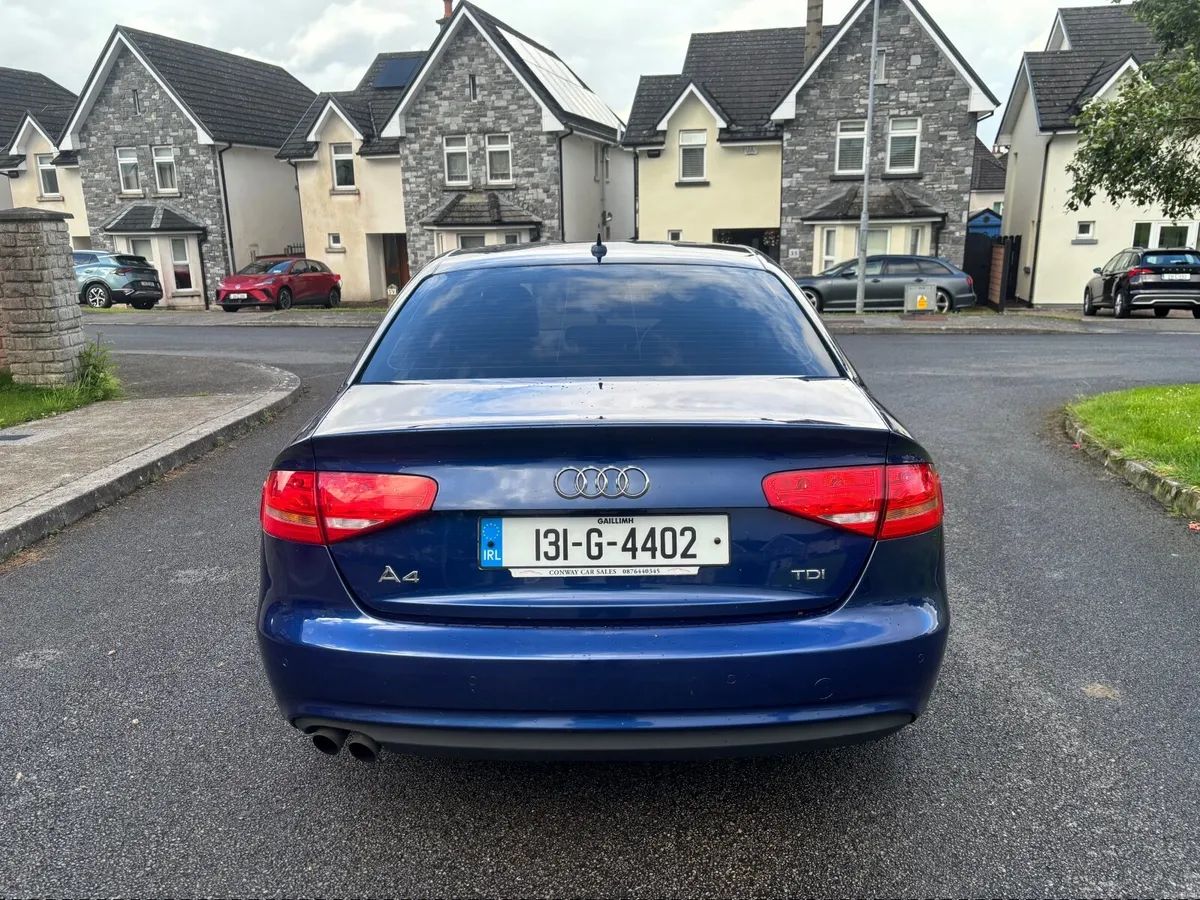 2013 Audi A4 TECHNIK high spec model 2.0 TDI 143 - Image 3