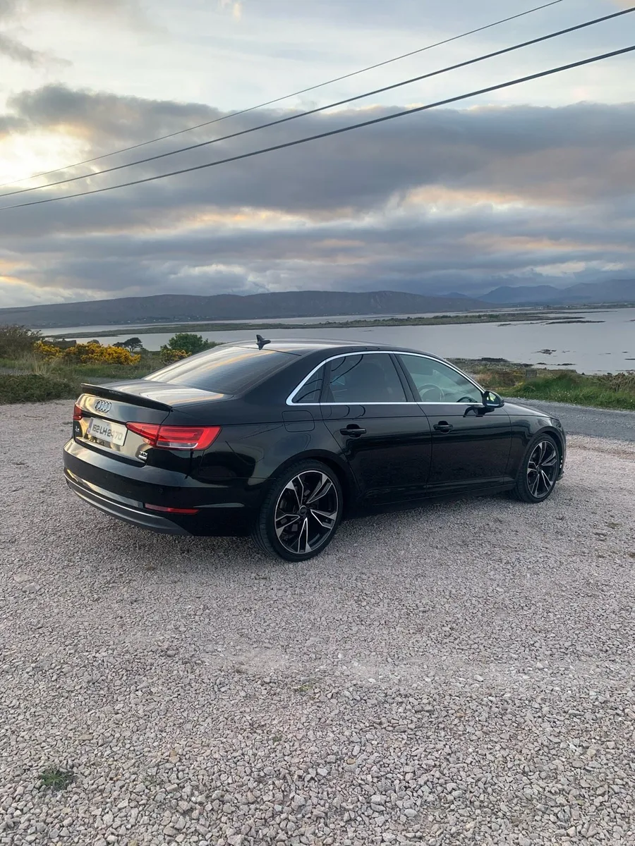 Audi A4 Sport Ultra Manual - Image 4