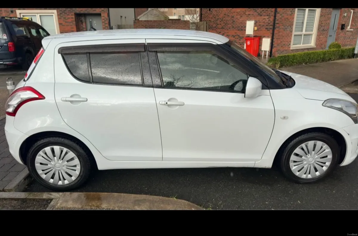 Suzuki Swift 2013 - Image 2