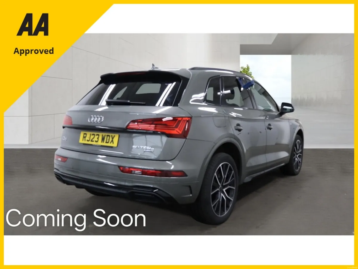 Audi Q5 2023(231) 50E TFSI EDITION 1 38,490 Kilome - Image 4