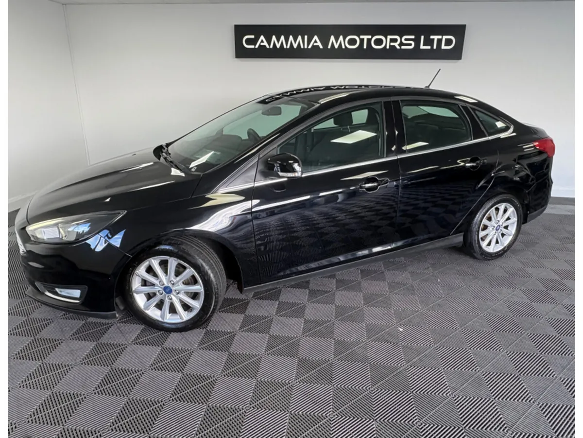 Ford Focus TITANIUM 1.5 TD 120PS P/S POWERSHIFT - Image 4