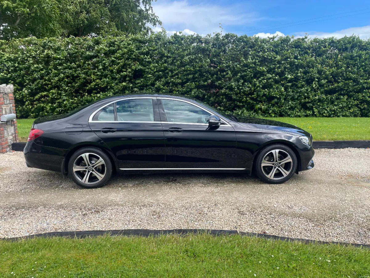 Mercedes-Benz E-Class E220 D SE 4DR AUTO - Image 4