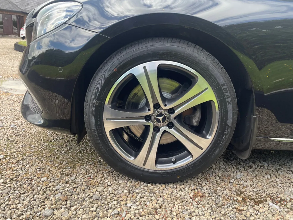 Mercedes-Benz E-Class E220 D SE 4DR AUTO - Image 6