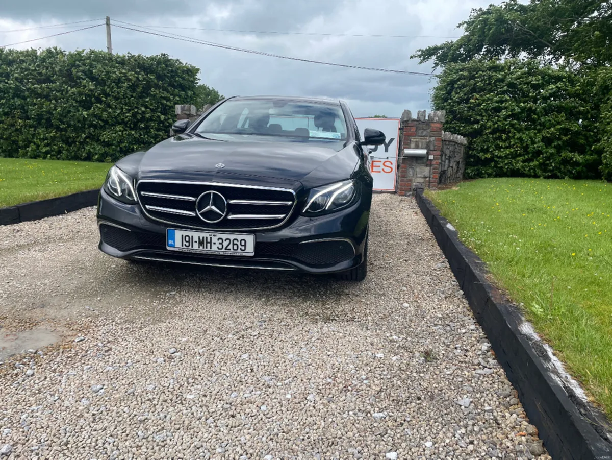 Mercedes-Benz E-Class E220 D SE 4DR AUTO - Image 2