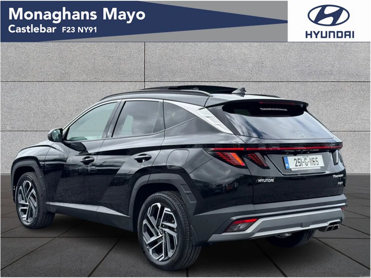 Hyundai Tucson PLATINUM 1.6 PETROL PLUG IN HYBRID - Image 3