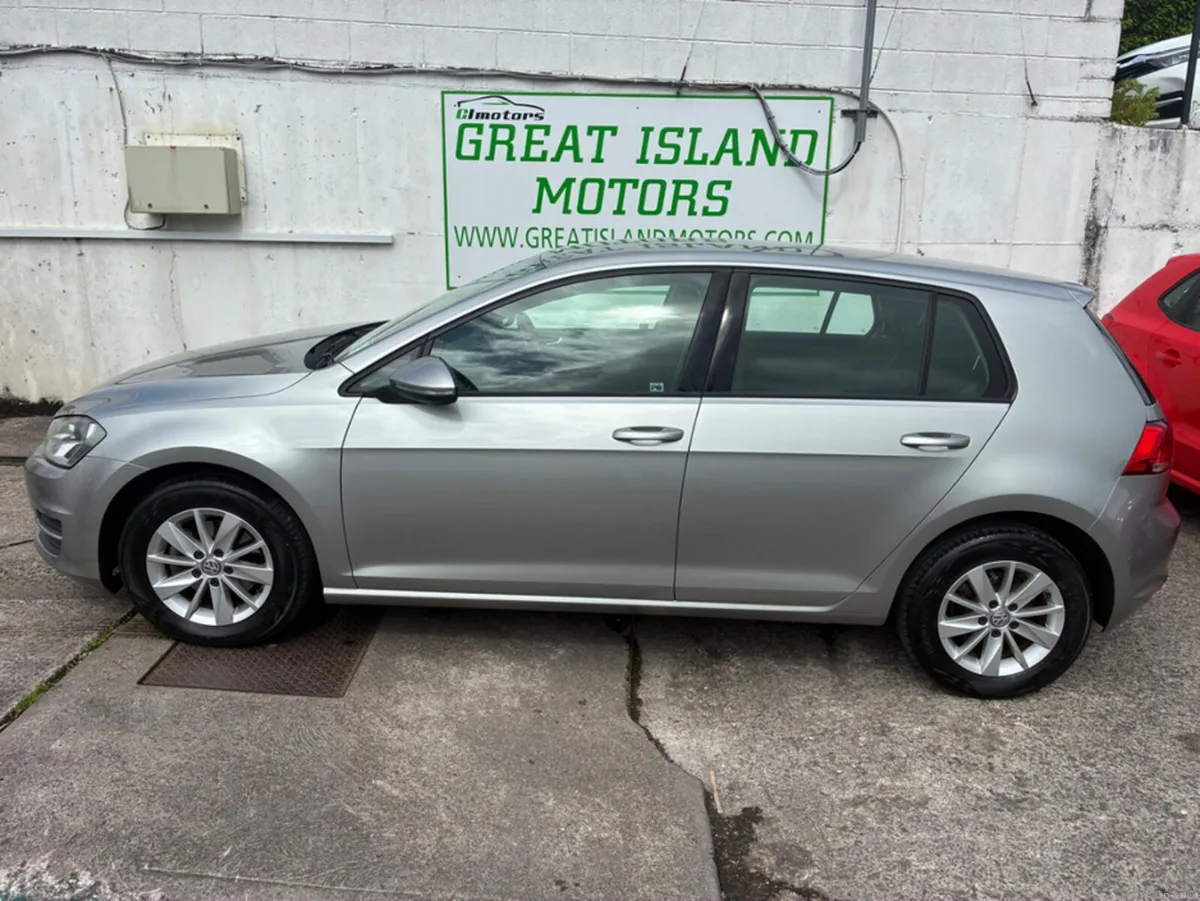 Volkswagen Golf 1.2i TSI TRENDLINE - Image 6