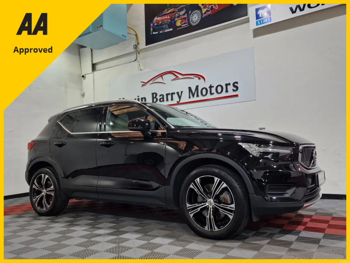 Volvo XC40 T4 INSCRIPTION (BLOND LEATHER / HUGE SP - Image 1