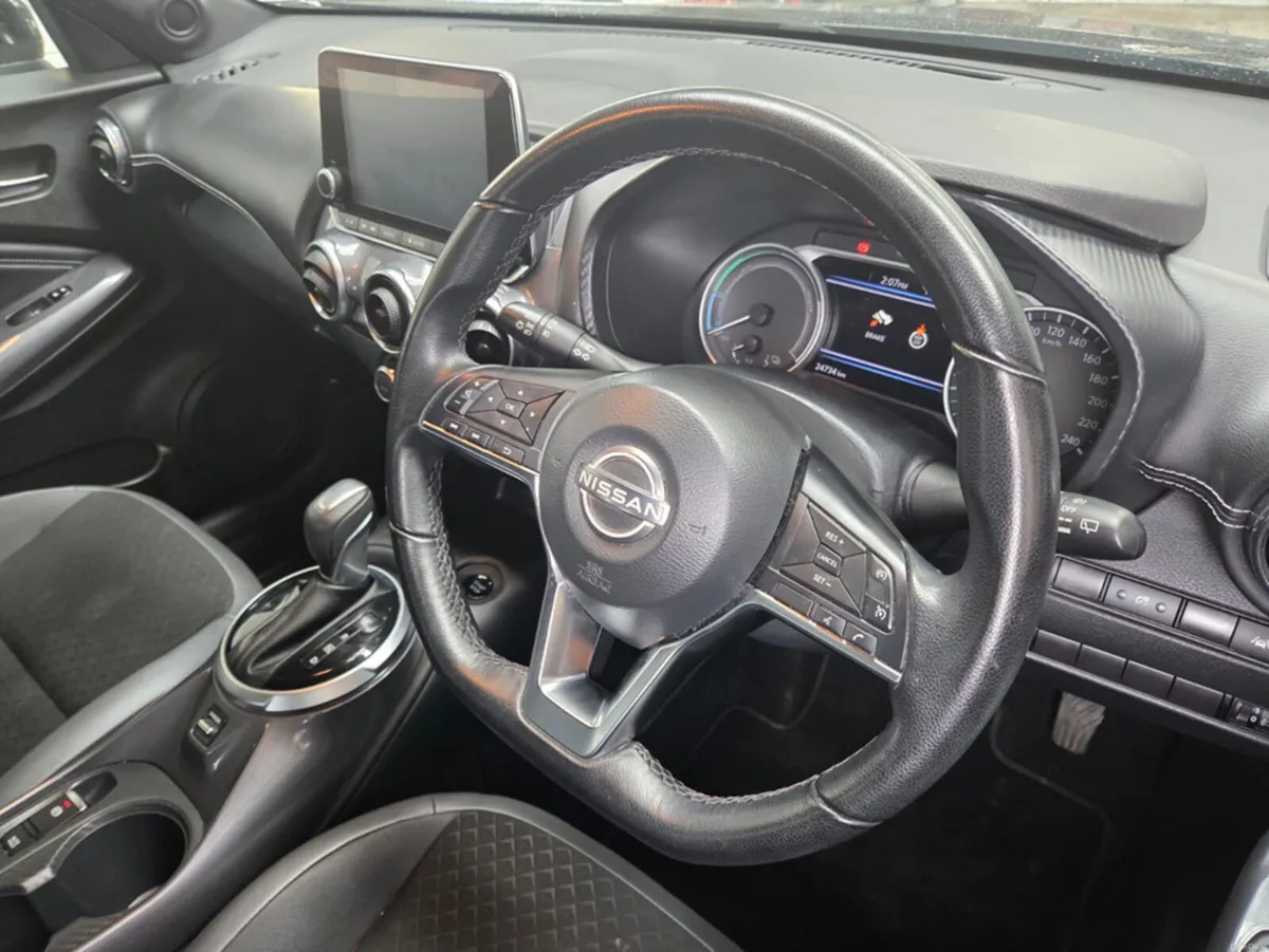 Nissan Juke 1.6 HYB SV PREMIUM MY23.7 - Image 2