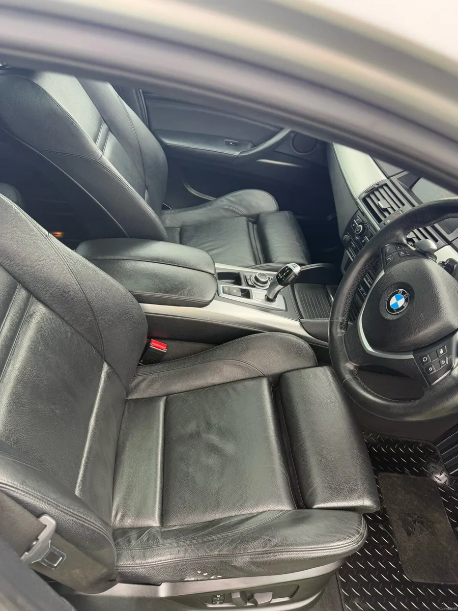 BMW X6 - Image 5