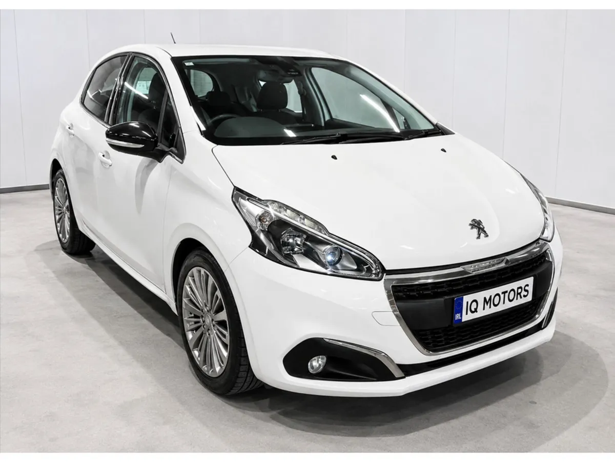 Peugeot 208 1.2 Automatic Low Mileage (8577) - Image 1