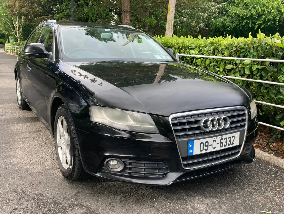 Audi A4 2.0TDI 120 BHP AVANT Estate Sport Line - Image 2