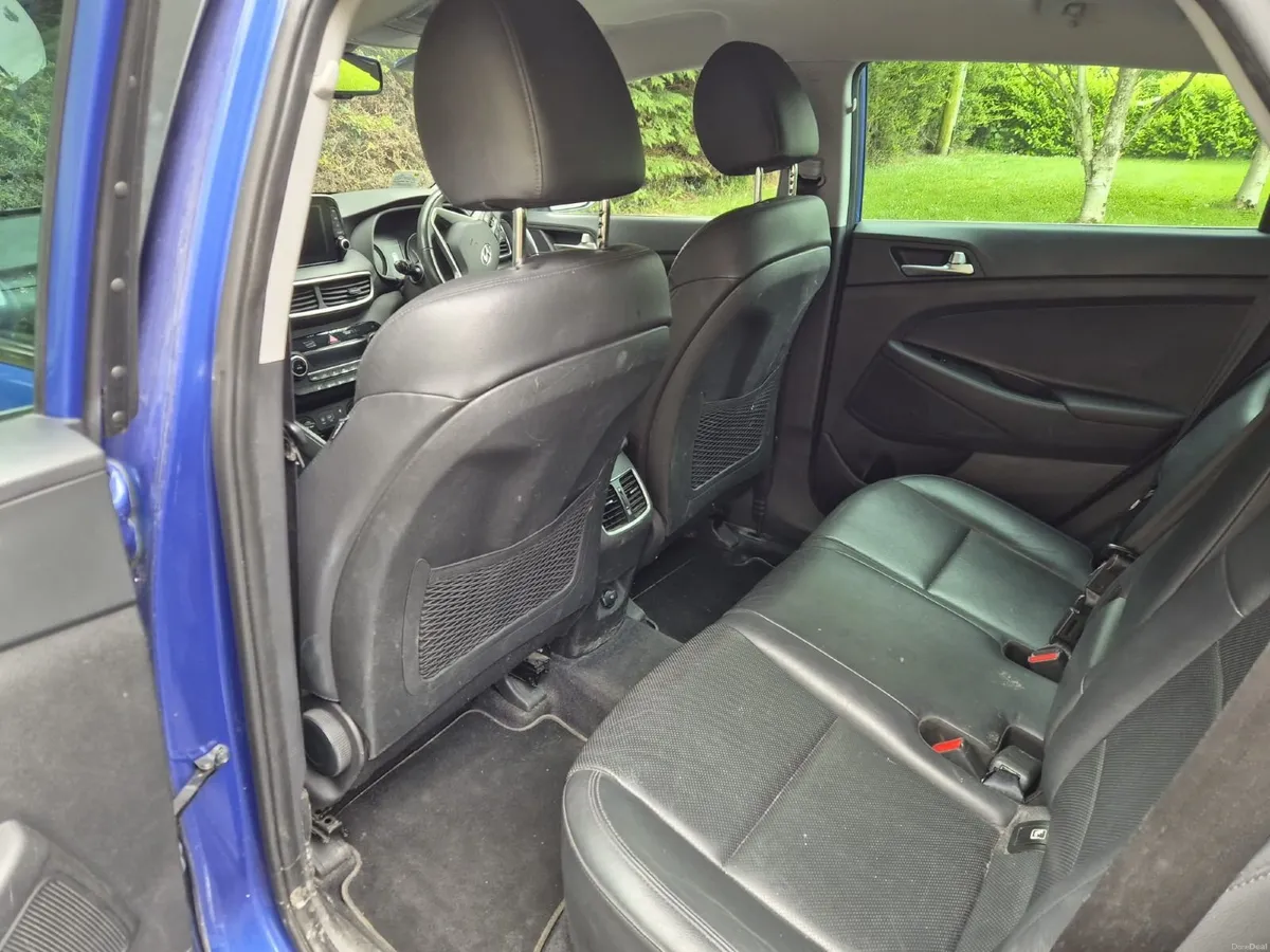 Hyundai Tucson Executive Plus  1.6  Diesel - Image 6