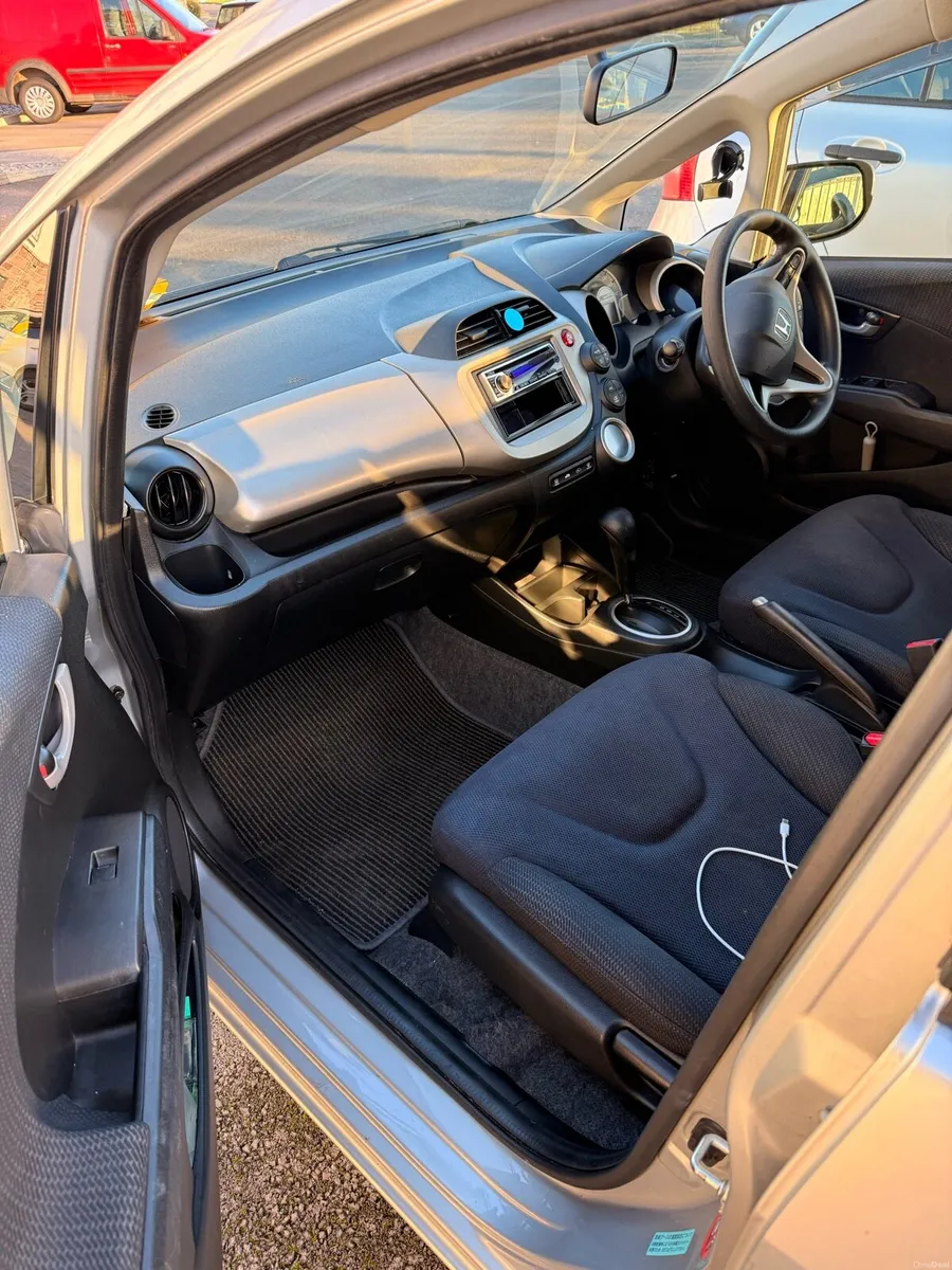 Honda Fit 2013 - Image 3