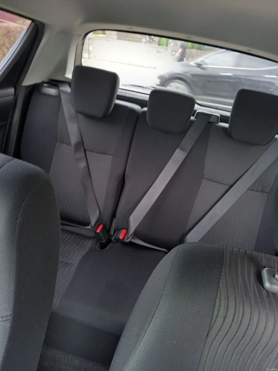 Suzuki Swift 2012 - Image 4