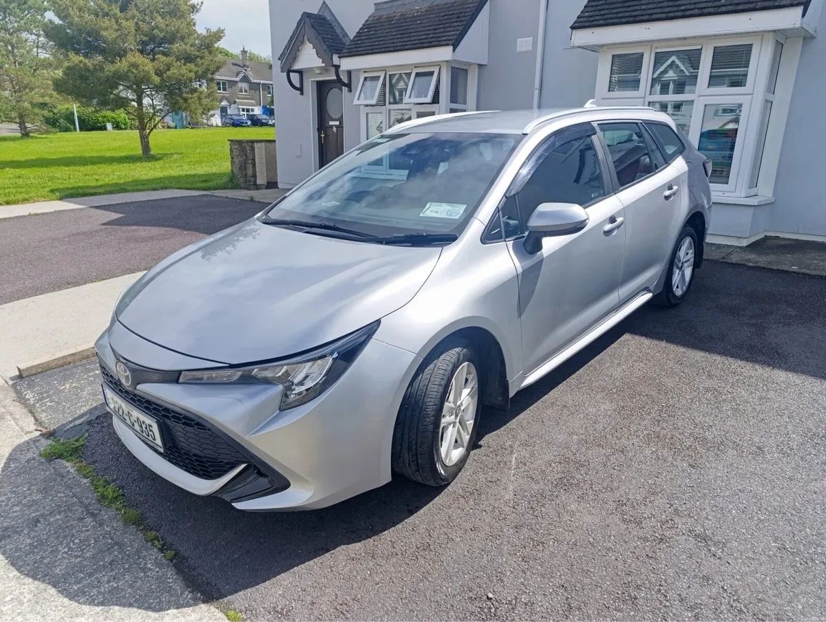 Toyota Corolla Hybrid Luna TSP Automatic 2022 - Image 1