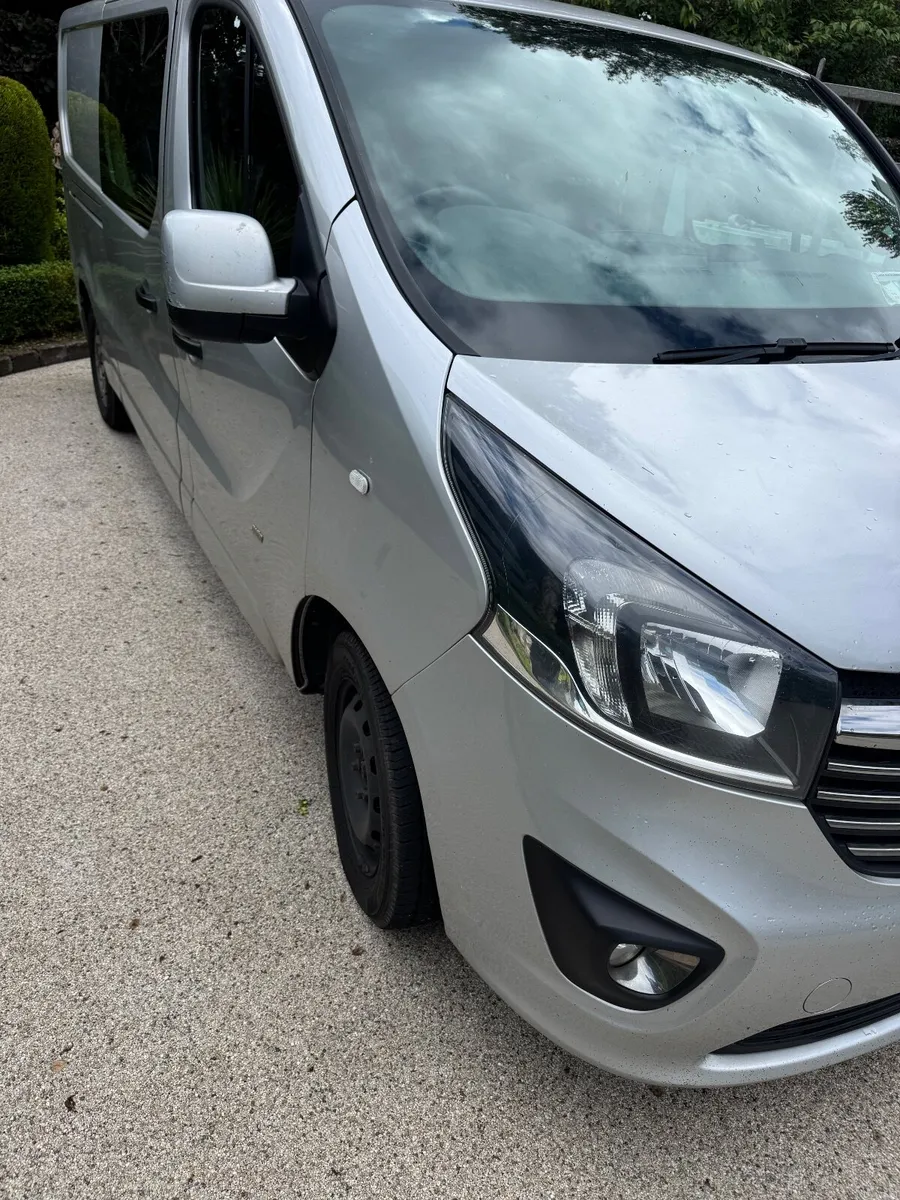 Vauxhall Vivaro 2018, Crew Cab - Image 4