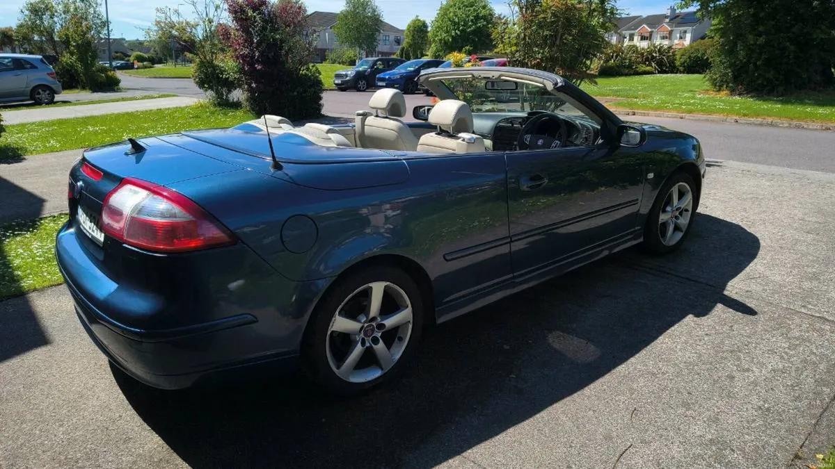 Saab 93 convertible - Image 2
