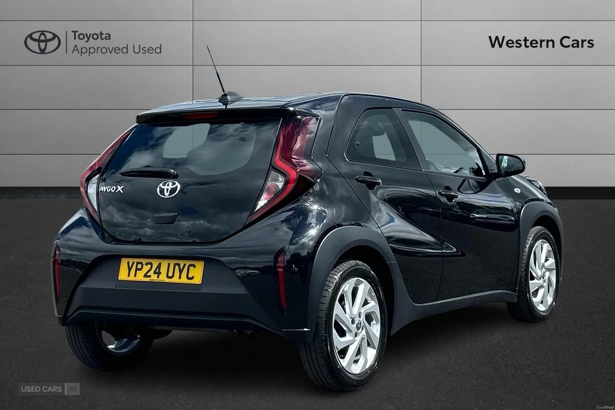 Toyota Aygo X 1.0 VVT-i Pure Euro 6 (s/s) 5dr - Image 2