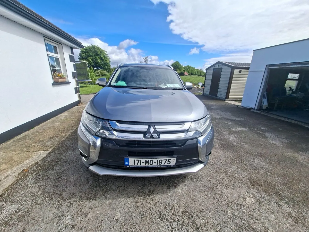 Mitsubishi Outlander 2017 - Image 4
