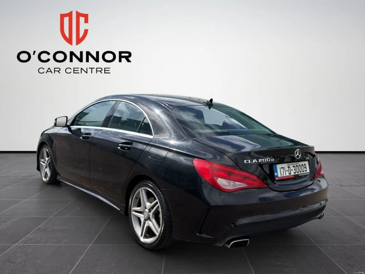 Mercedes-Benz CLA 200 d D AMG Sport 4DR - Image 4